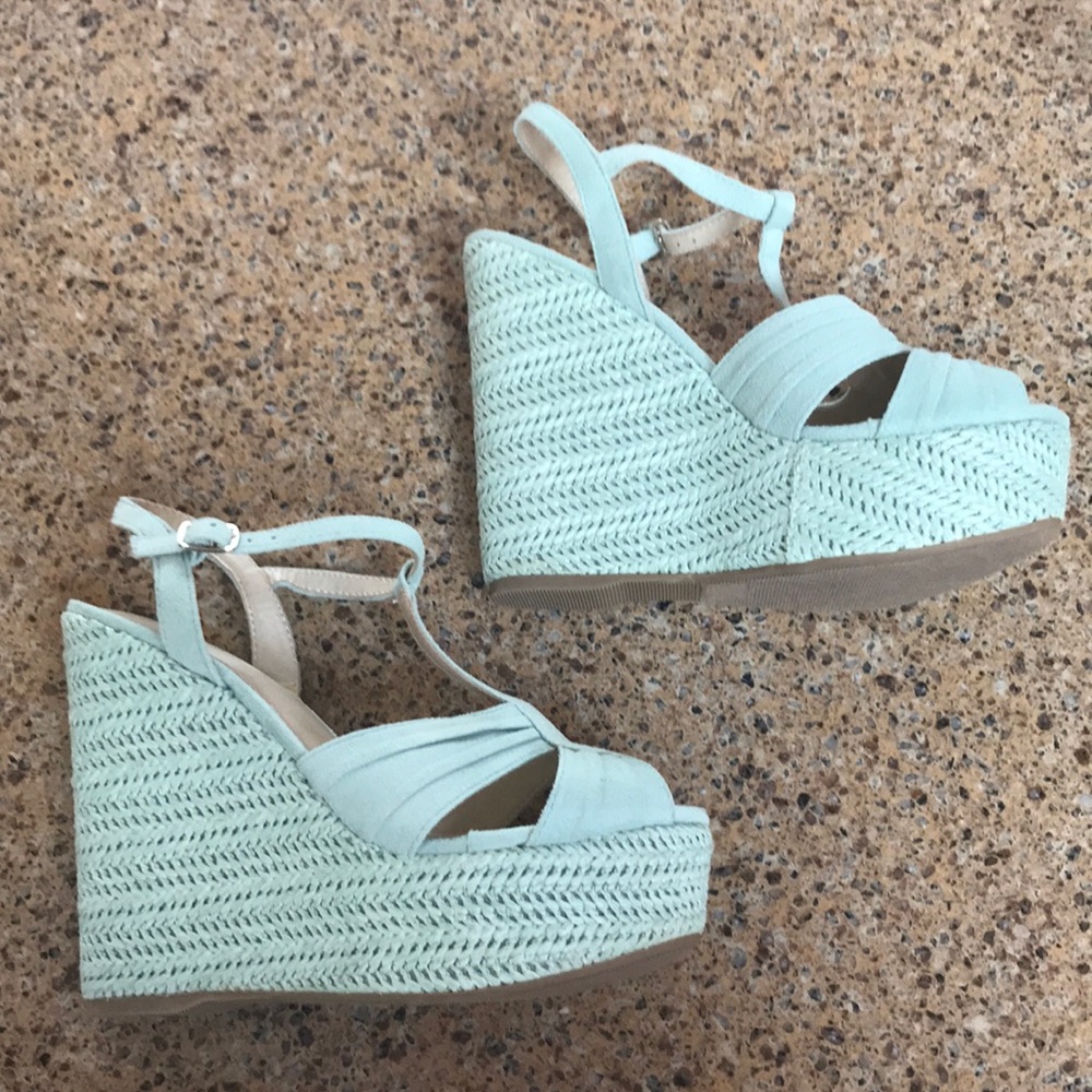 ☀️ Mint wedges size 10 ☀️